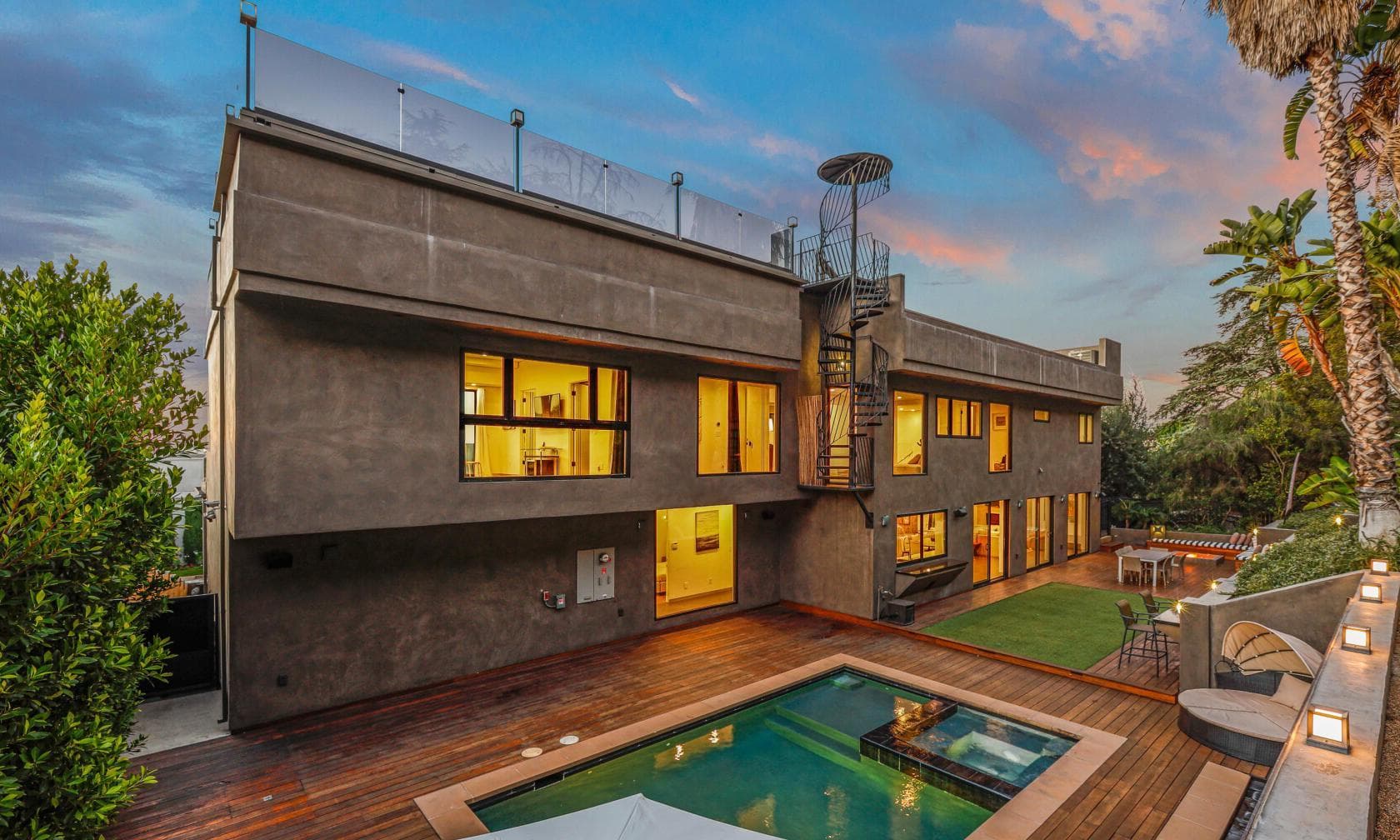 Photo of Modern Luxury Home Hidden in Hollywood Hills