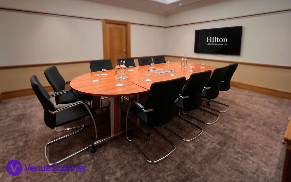 Comet, Hilton London Paddington photo #1