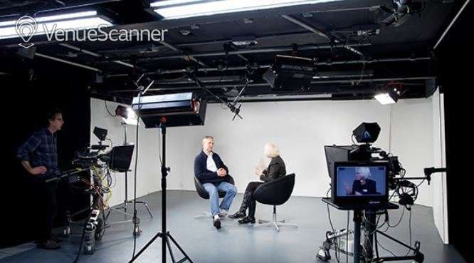 Tv Studio, 01zero One photo #2