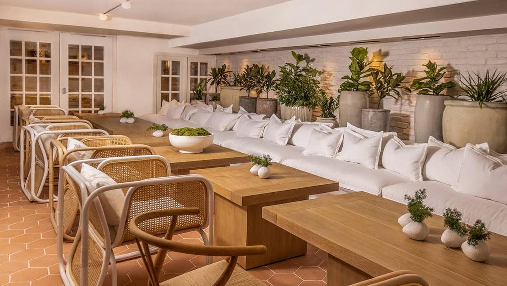 Conservatory, Lyle Washington DC - Lower level photo #1