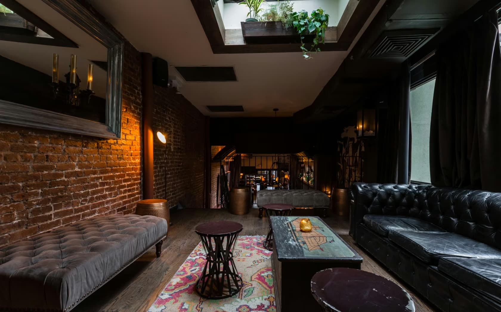 The Folly, Private Mezzanine photo #2