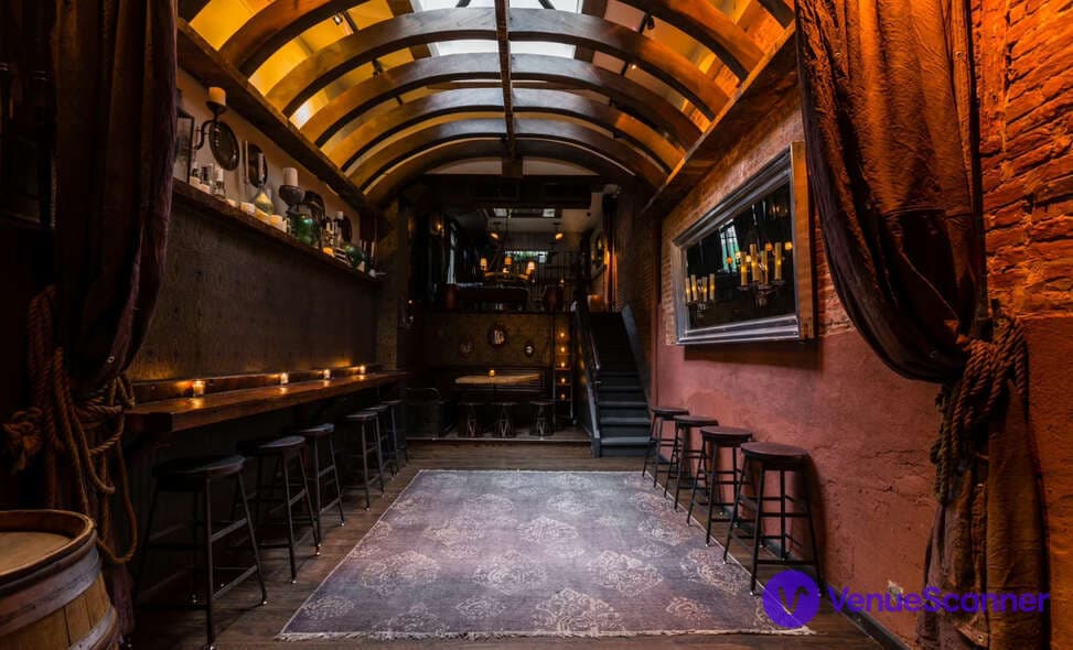 Entire Space, The Folly photo #1