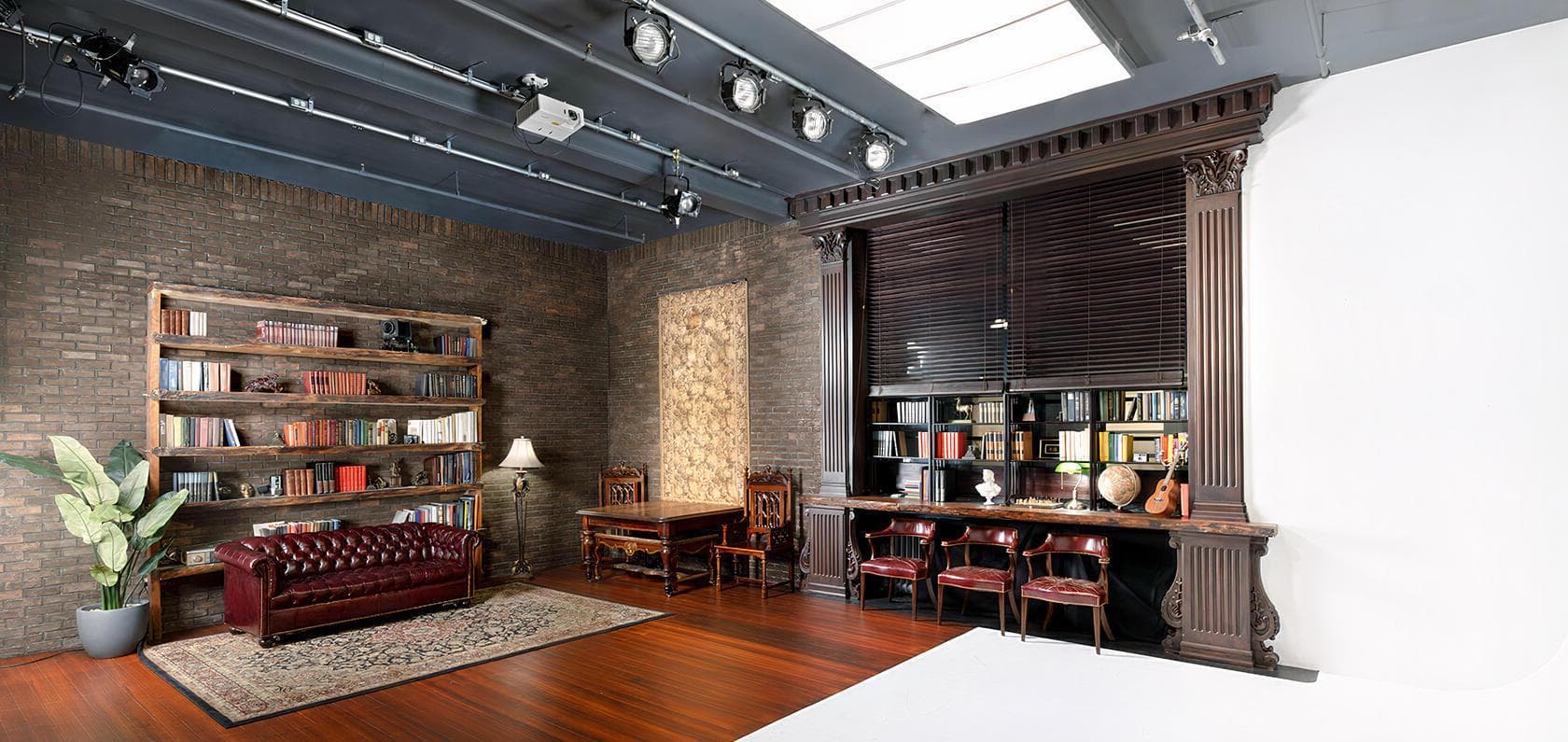 Cabinet Library Studio & CYC, Video Photo Studio photo #1