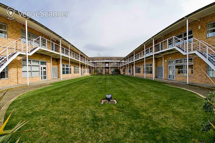 Morland, Regus Oxford Business Park photo #4