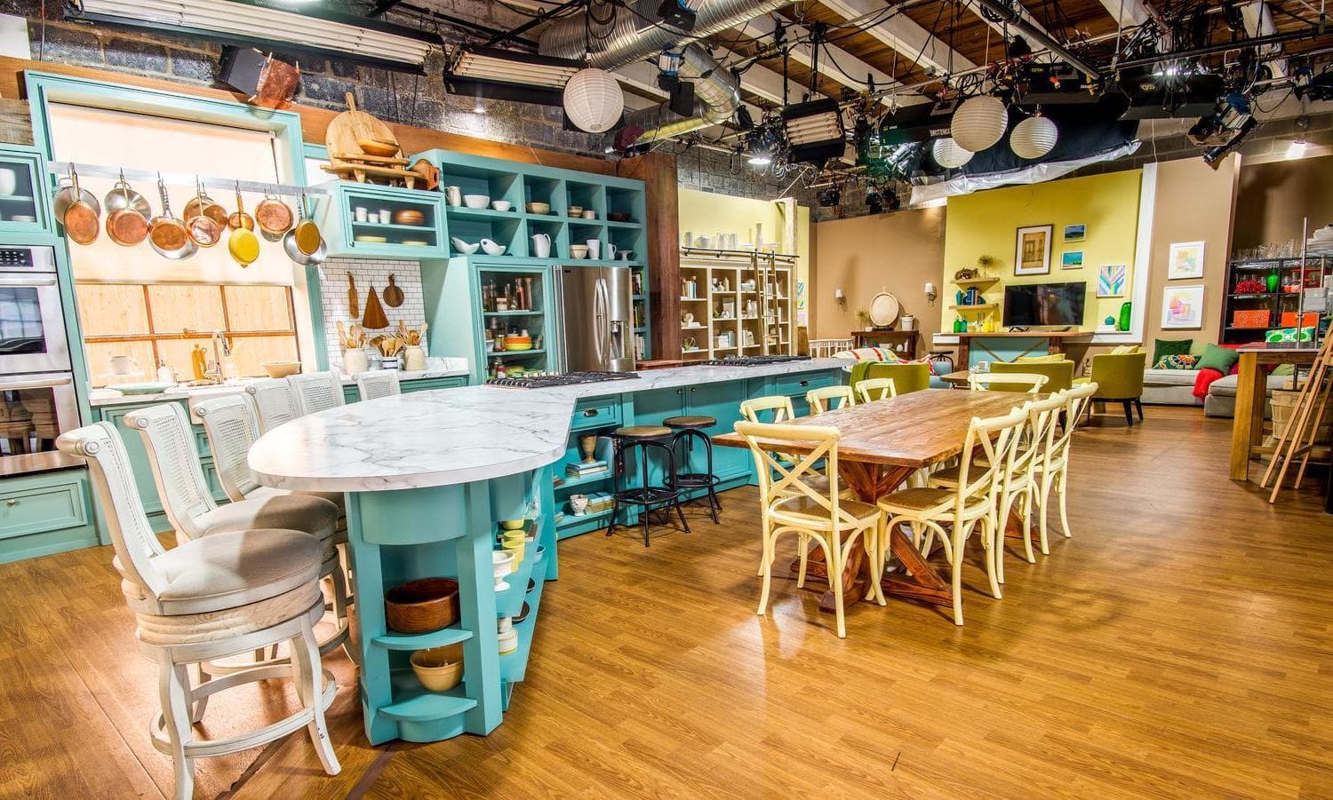 Studios CD, 18 Label Studios photo #1