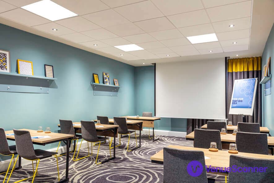 Usher, Novotel Edinburgh Centre photo #2