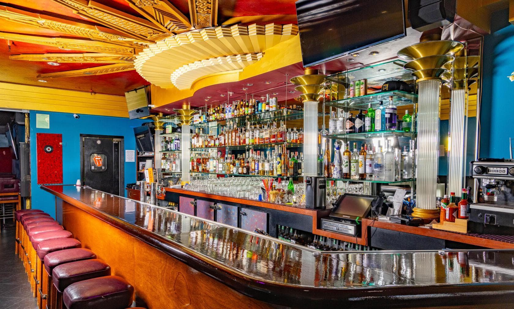 Hip Pocket, Question Mark Bar photo #1
