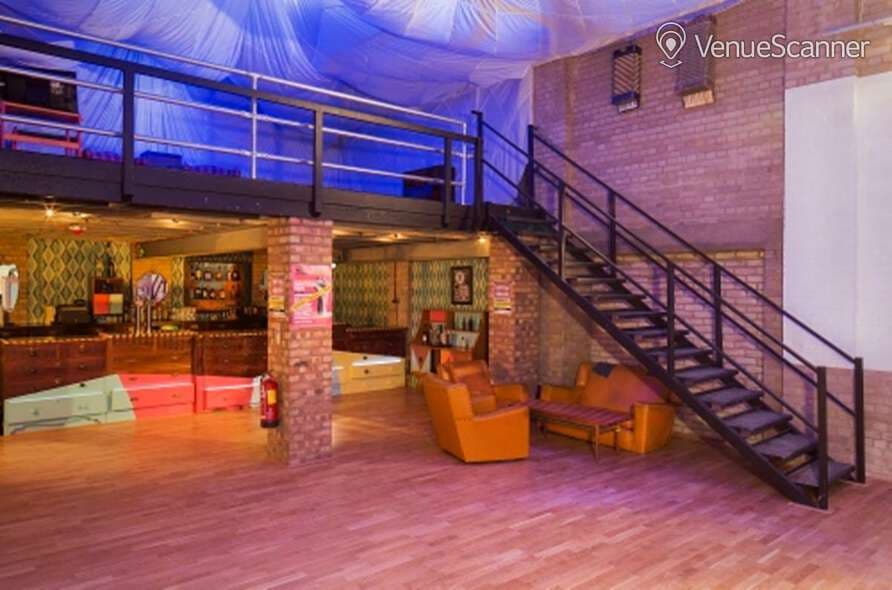 Mezzanine Level, The Night Owl photo #2