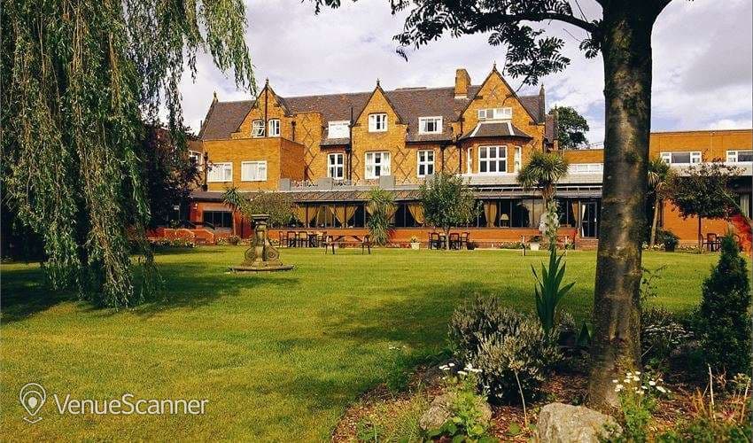 Ascot Suite, Mollington Banastre Hotel & Spa photo #1