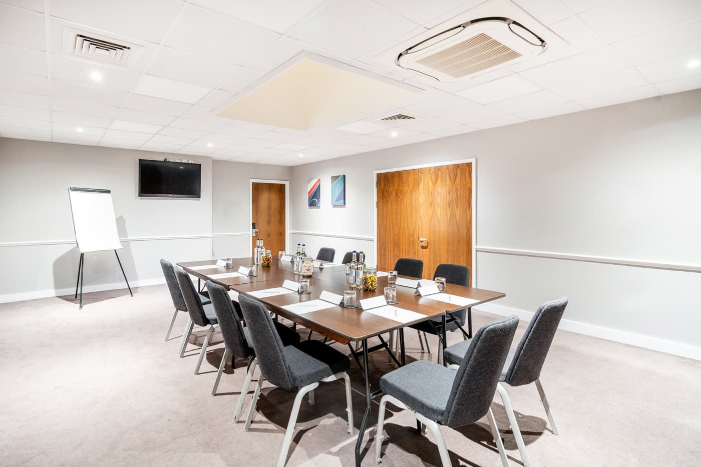 Meeting Room 2, Holiday Inn London Luton Airport photo #3