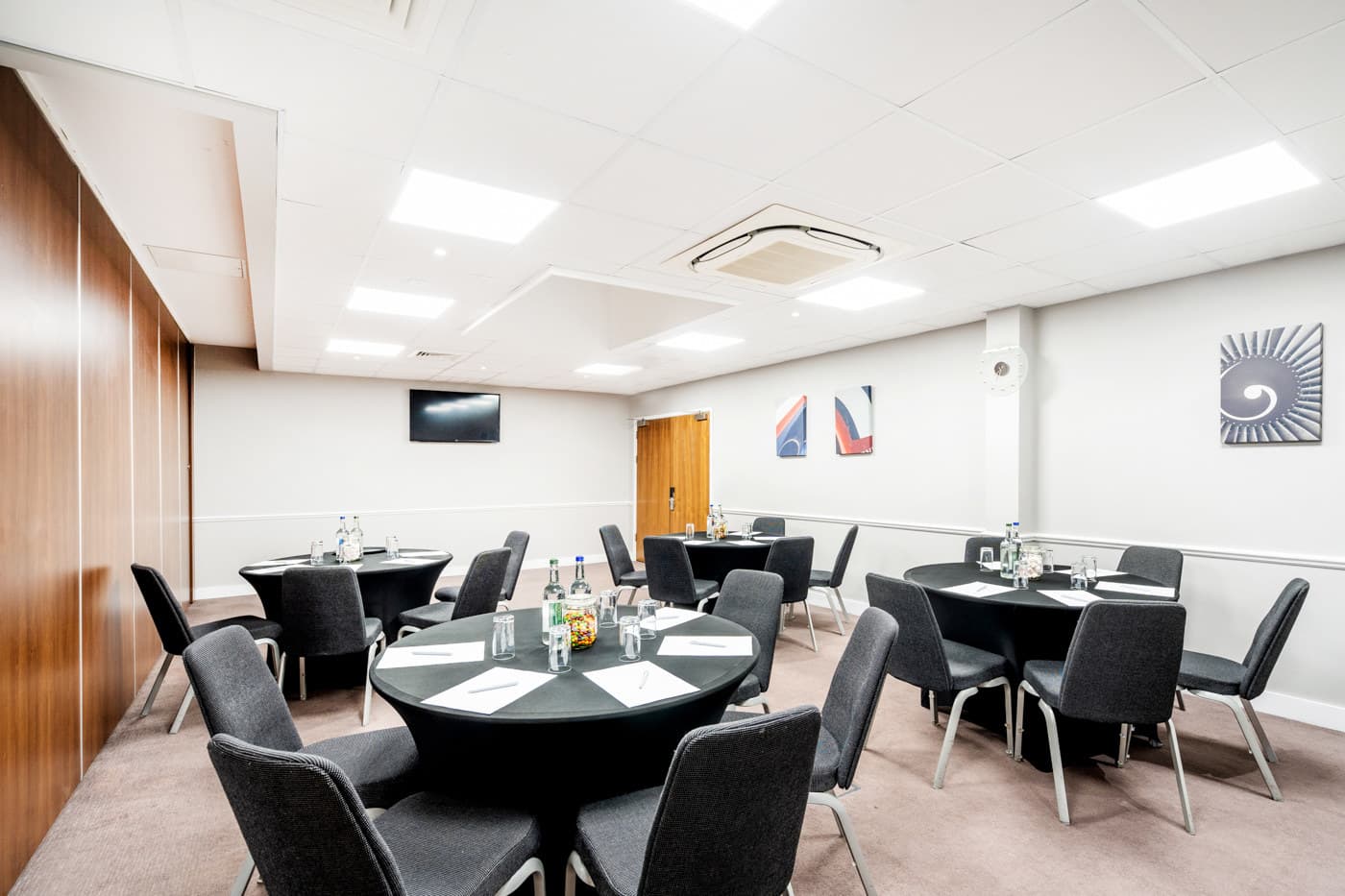 Meeting Room 1, Holiday Inn London Luton Airport photo #1