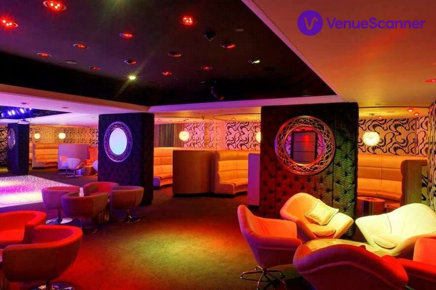 Club10, Leonardo Royal London St Paul's photo #3