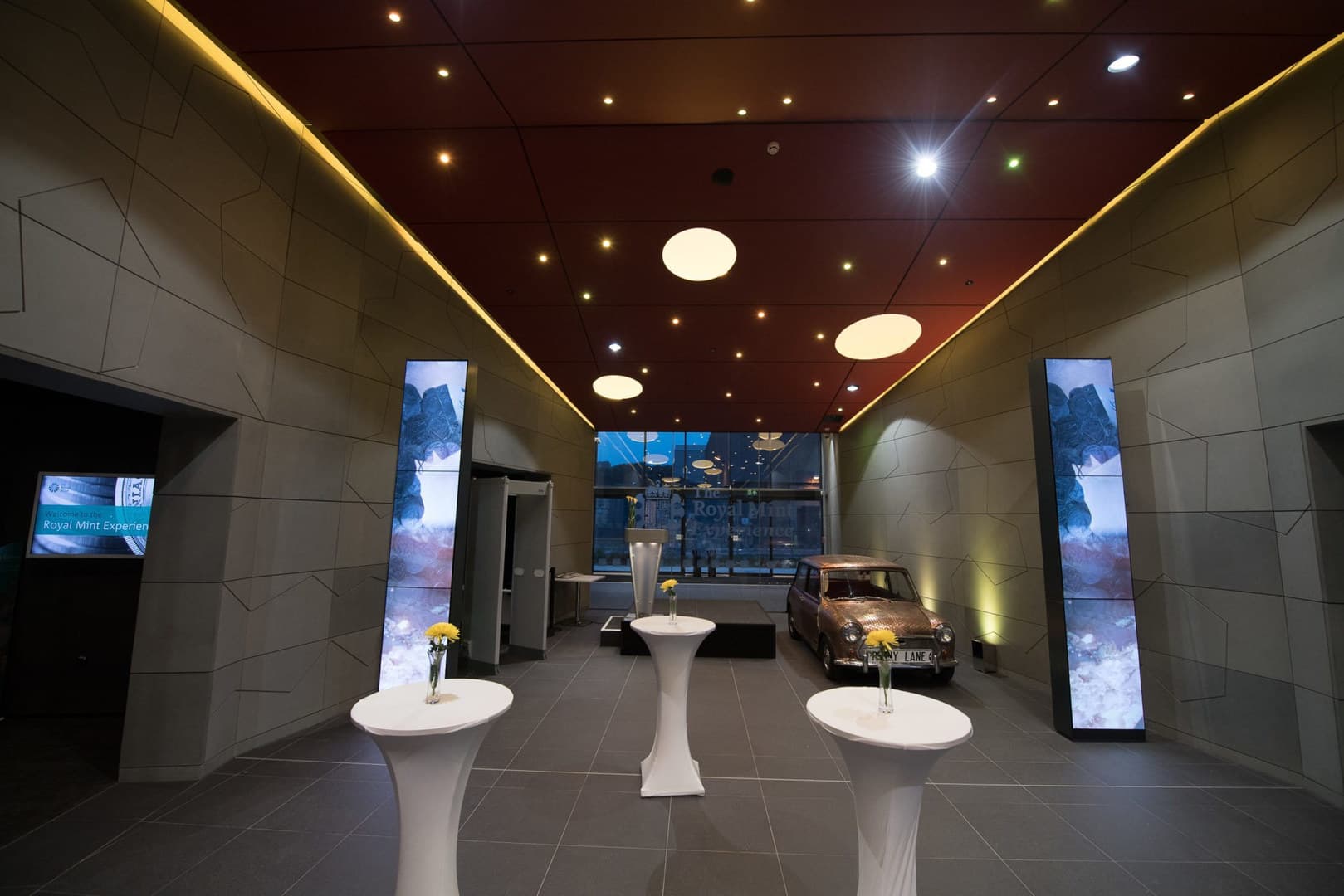 Sir Issac Newton Suite, The Royal Mint photo #1