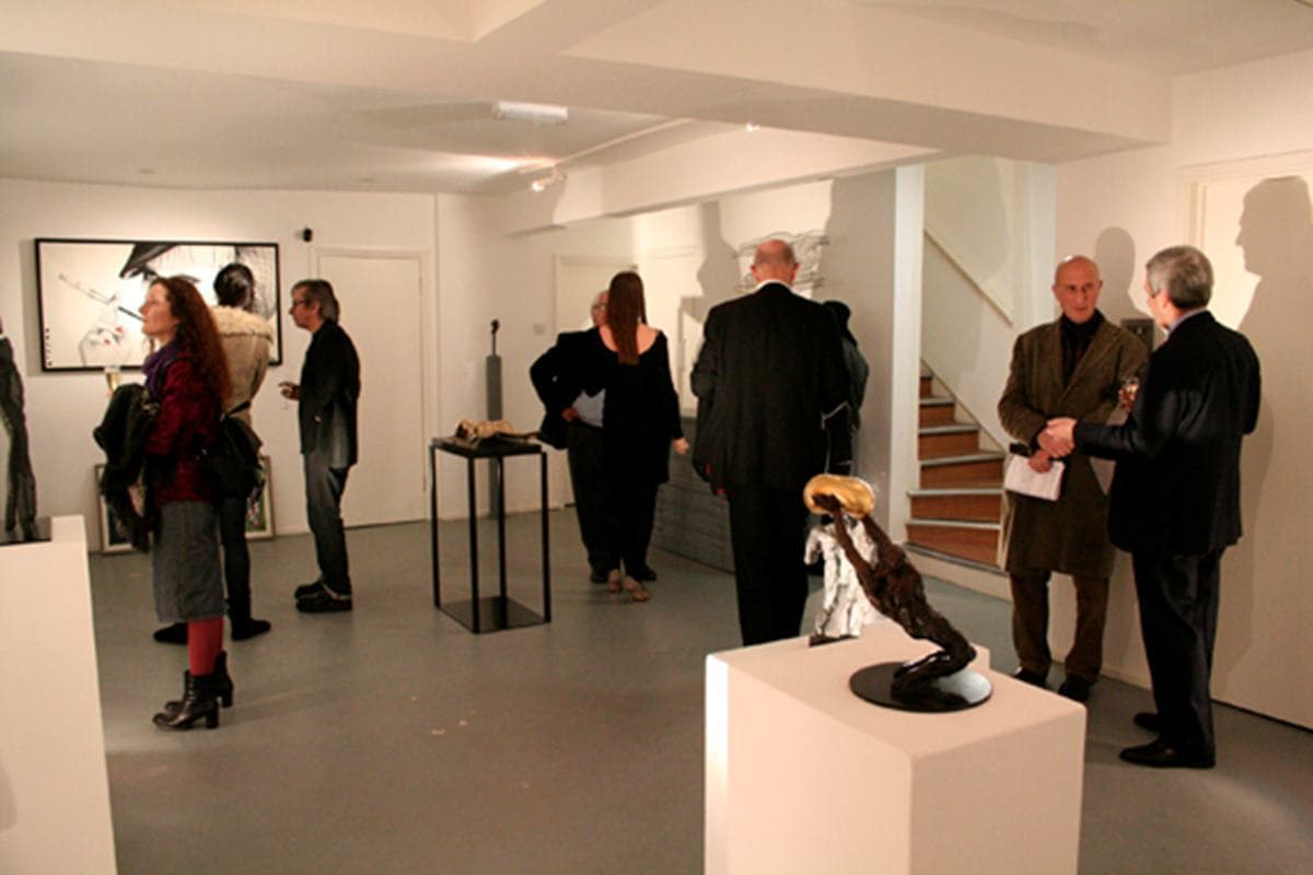 Lower Ground, Gallery Different photo #3