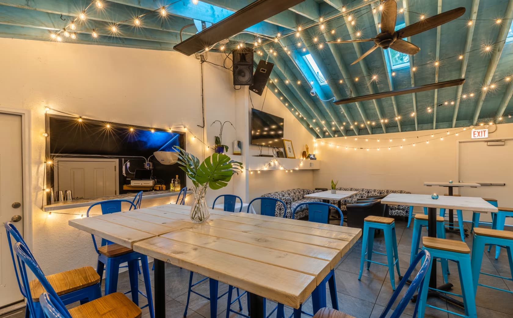 Privada, Azul photo #3