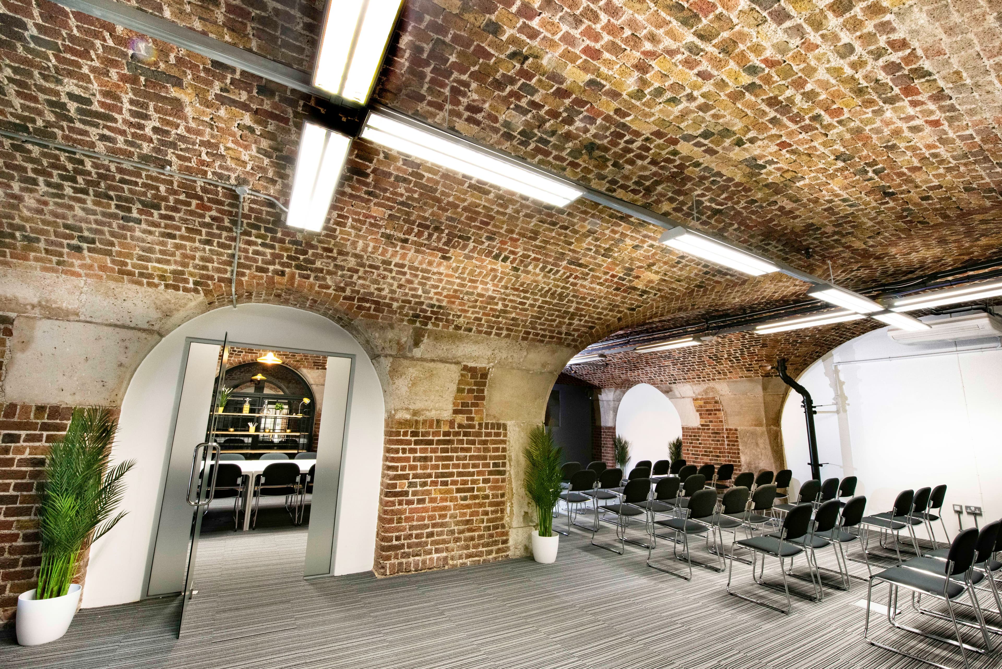 Tobacco Dock, East Dock photo #2