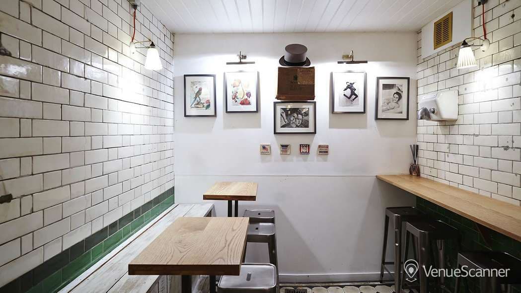 Exclusive Hire, Attendant photo #3