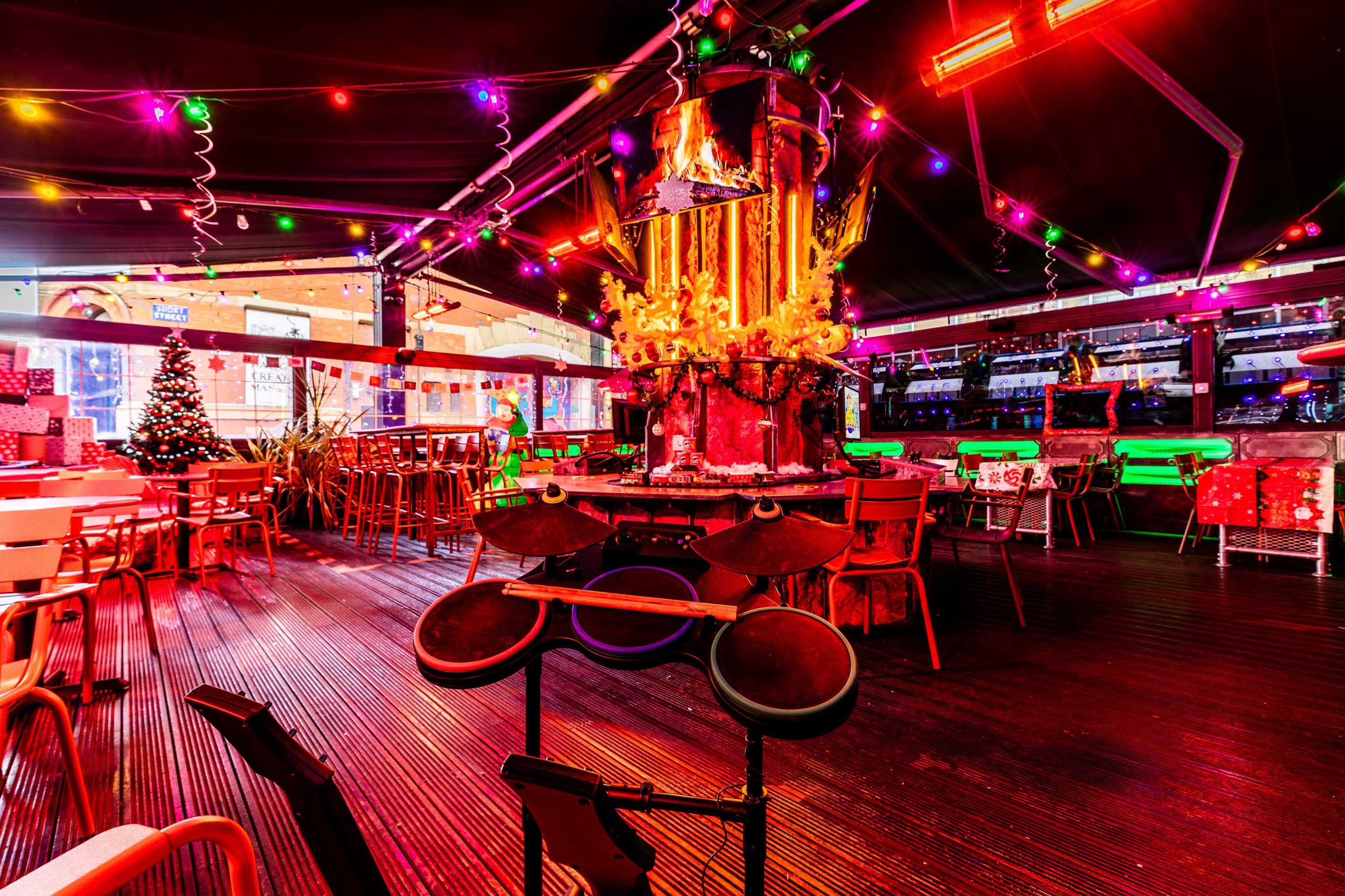 Retro Christmas Terrace, NQ64 Manchester Northern Quarter photo #9