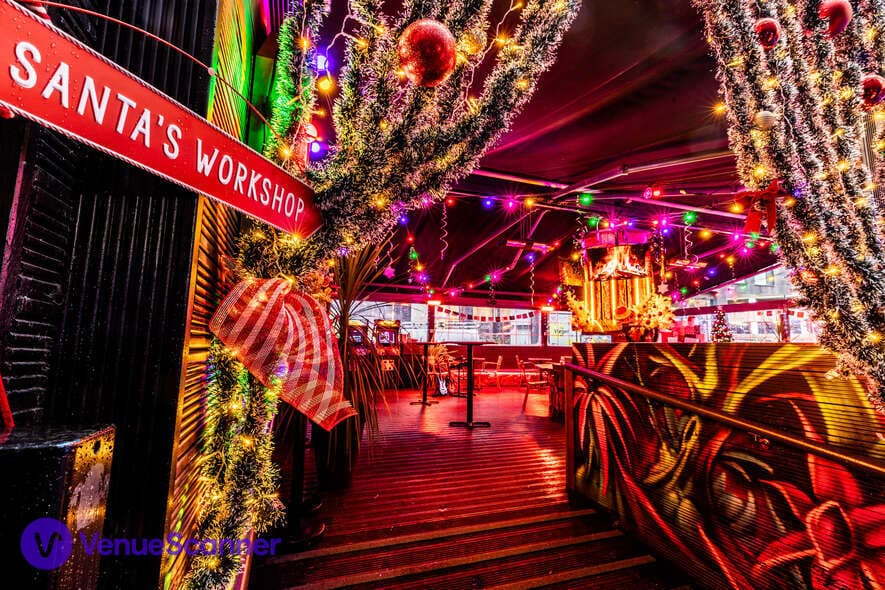 Retro Christmas Terrace, NQ64 Manchester Northern Quarter photo #1