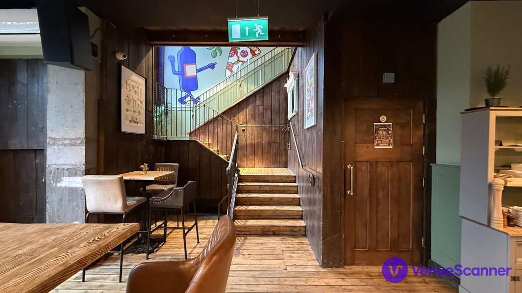 Dining Room, Carbobar photo #2