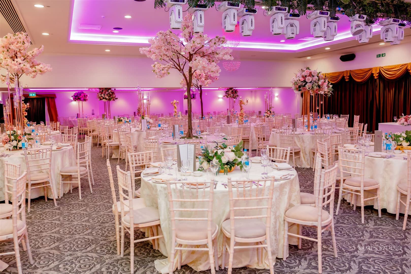 The Ballroom, The Willows photo #2