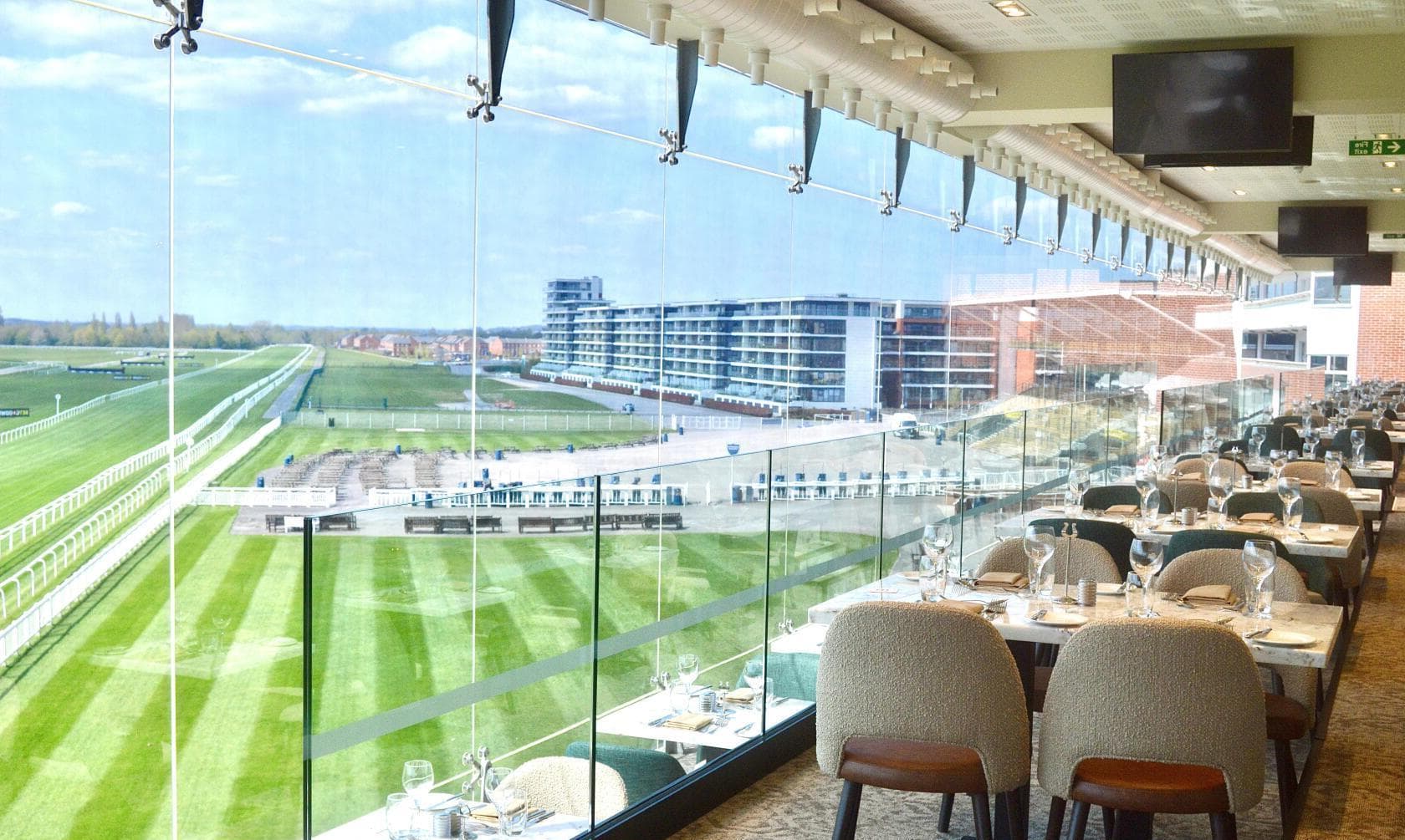 The Hennessy Suite, Newbury Racecourse photo #2