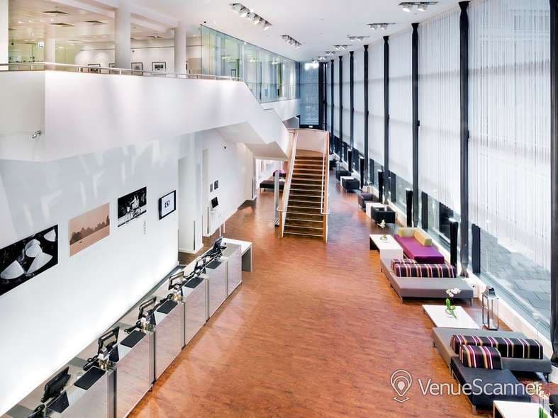 Glamis, DoubleTree By Hilton Manchester photo #2