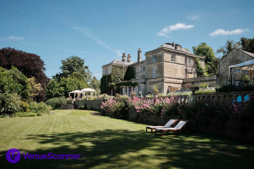 Exclusive Hire Of Manor House With 18 Bedrooms, Burleigh Court Cotswolds photo #1