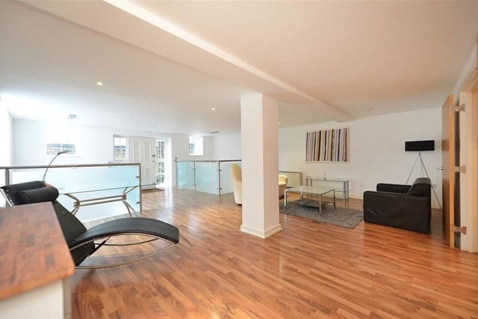 Creative Penthouse, Creative Luxury Penthouse Apartment photo #17