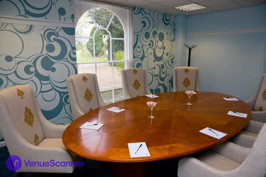 Wintney, Highfield Park photo #1