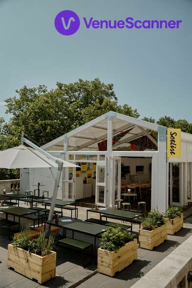 East Terrace, Setlist photo #1