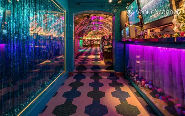 Full Venue, Blame Gloria Covent Garden photo #3