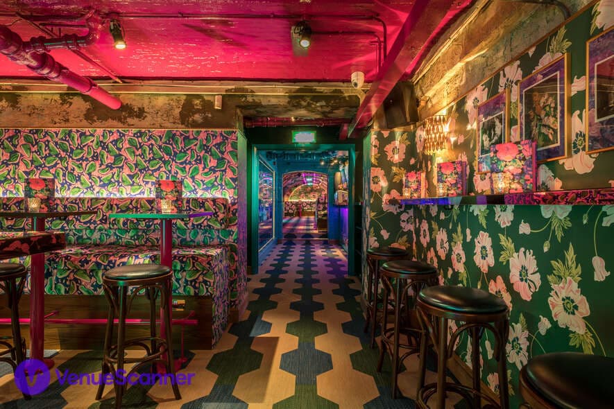 The Mercury Bar, Blame Gloria Covent Garden photo #3