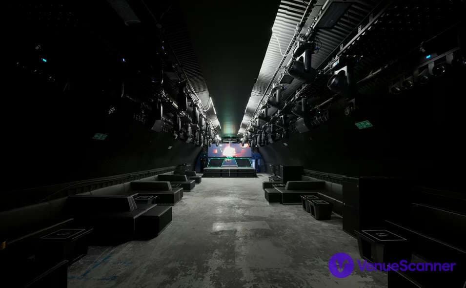 Bee Noir, Main Room photo #3