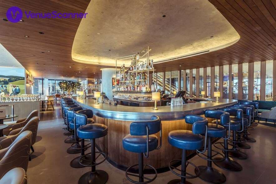 Bar & Lounge, Queensyard photo #1