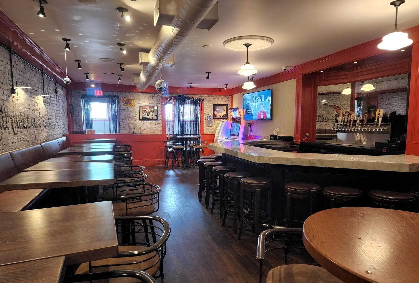 Wingo's, Entire Venue, undefined photo #1