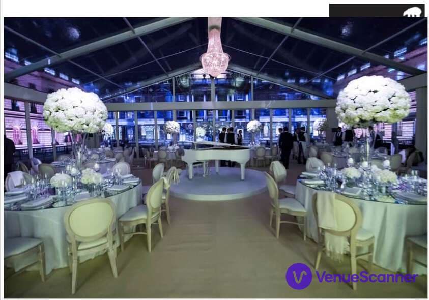 Edmond J Safra Fountain Court, Somerset House photo #2