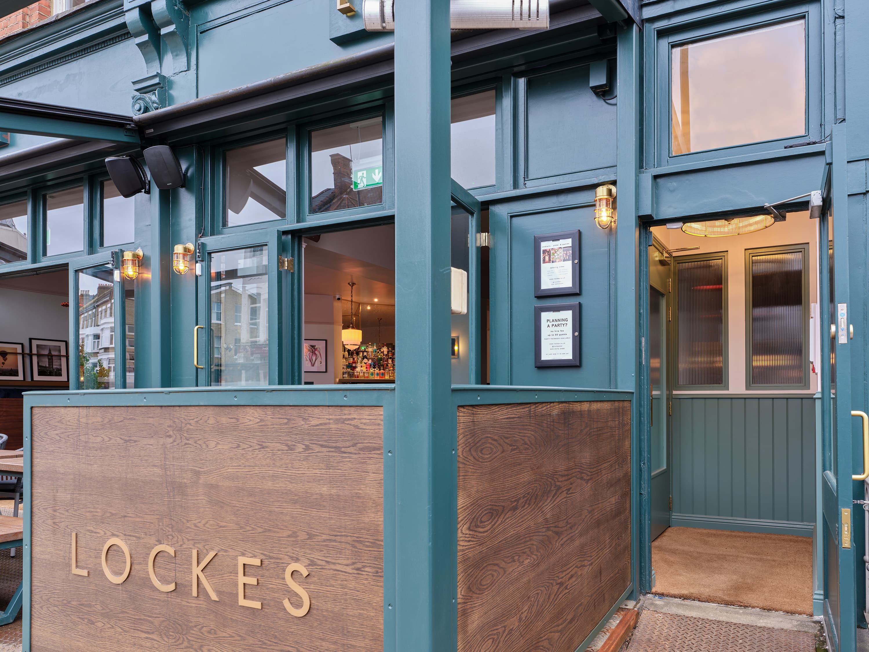 Front Booth For 10 Guests, LOCKES Bar Battersea Rise photo #9