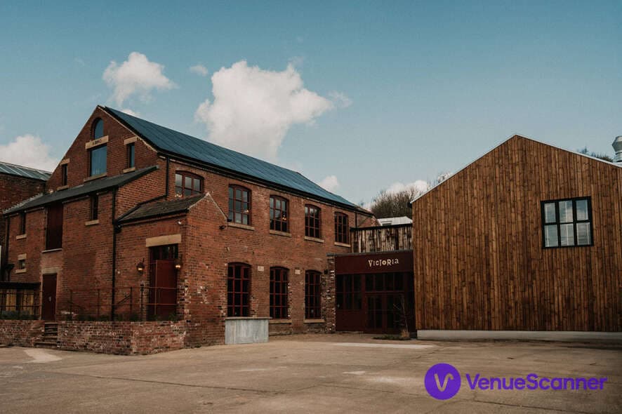 The Victoria, The Courtyard photo #3