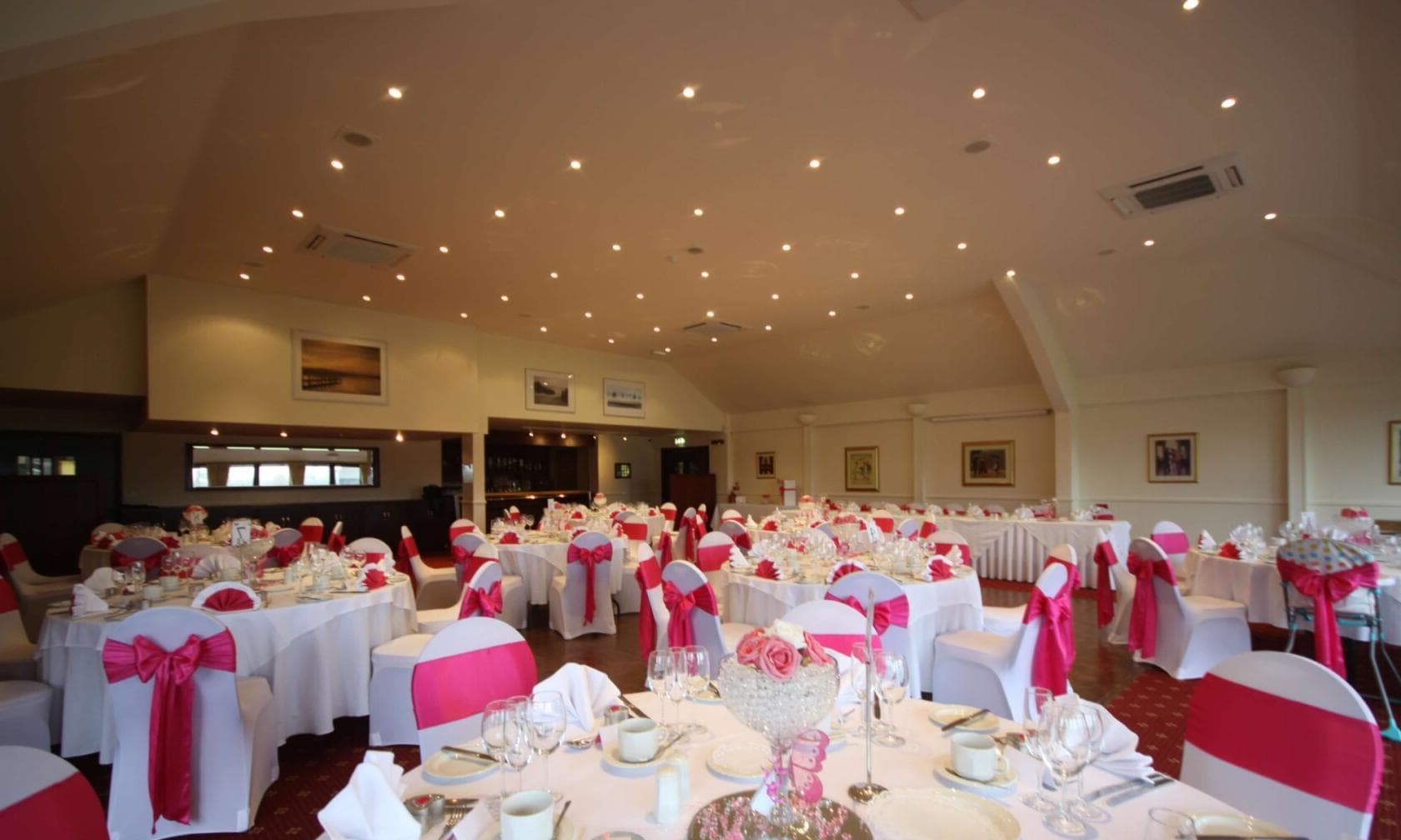 Lakeside Room, The Weald Of Kent photo #2