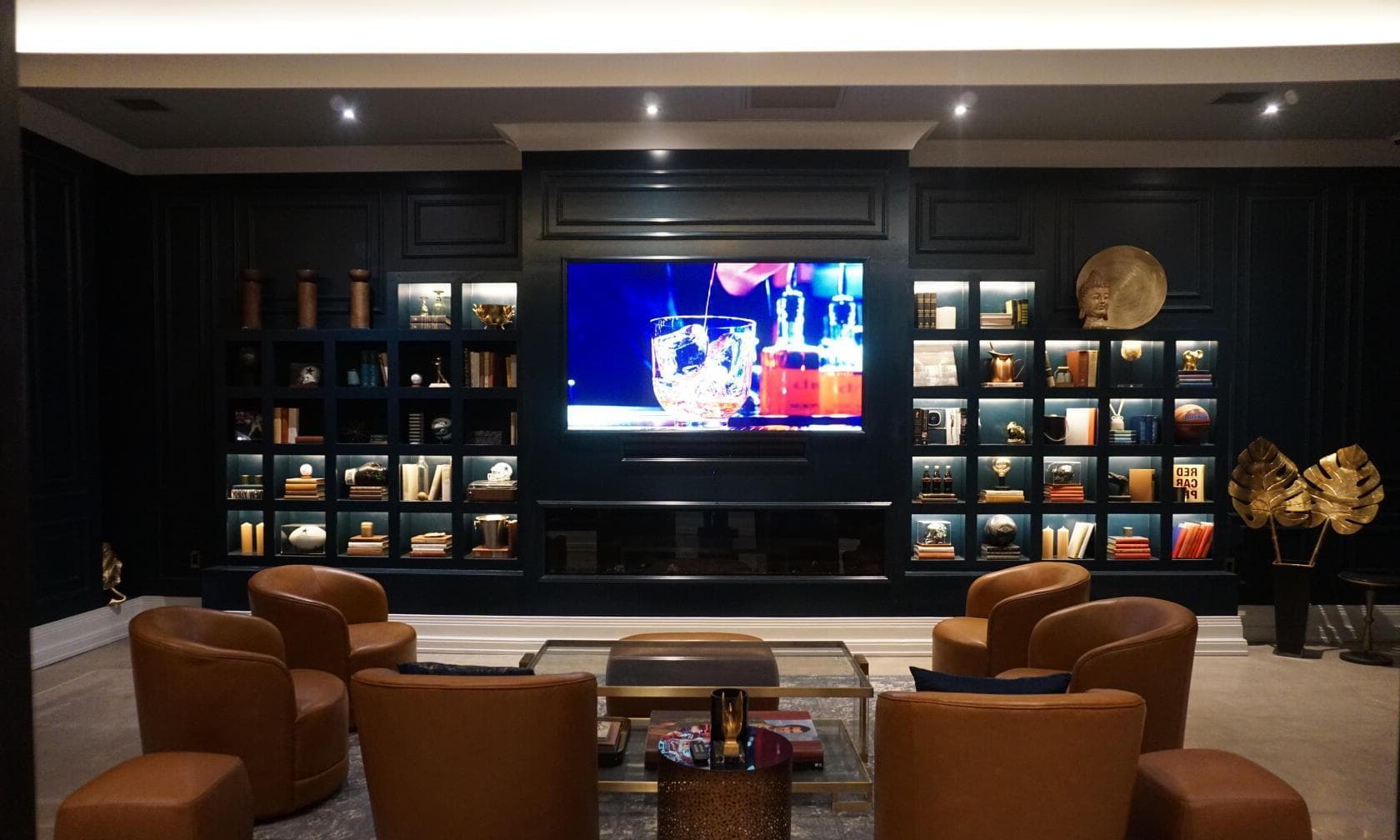 Legacy Lounge, The Caspian photo #1