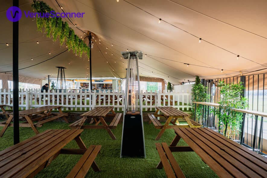 Finsbury Square Garden Bar photo #3