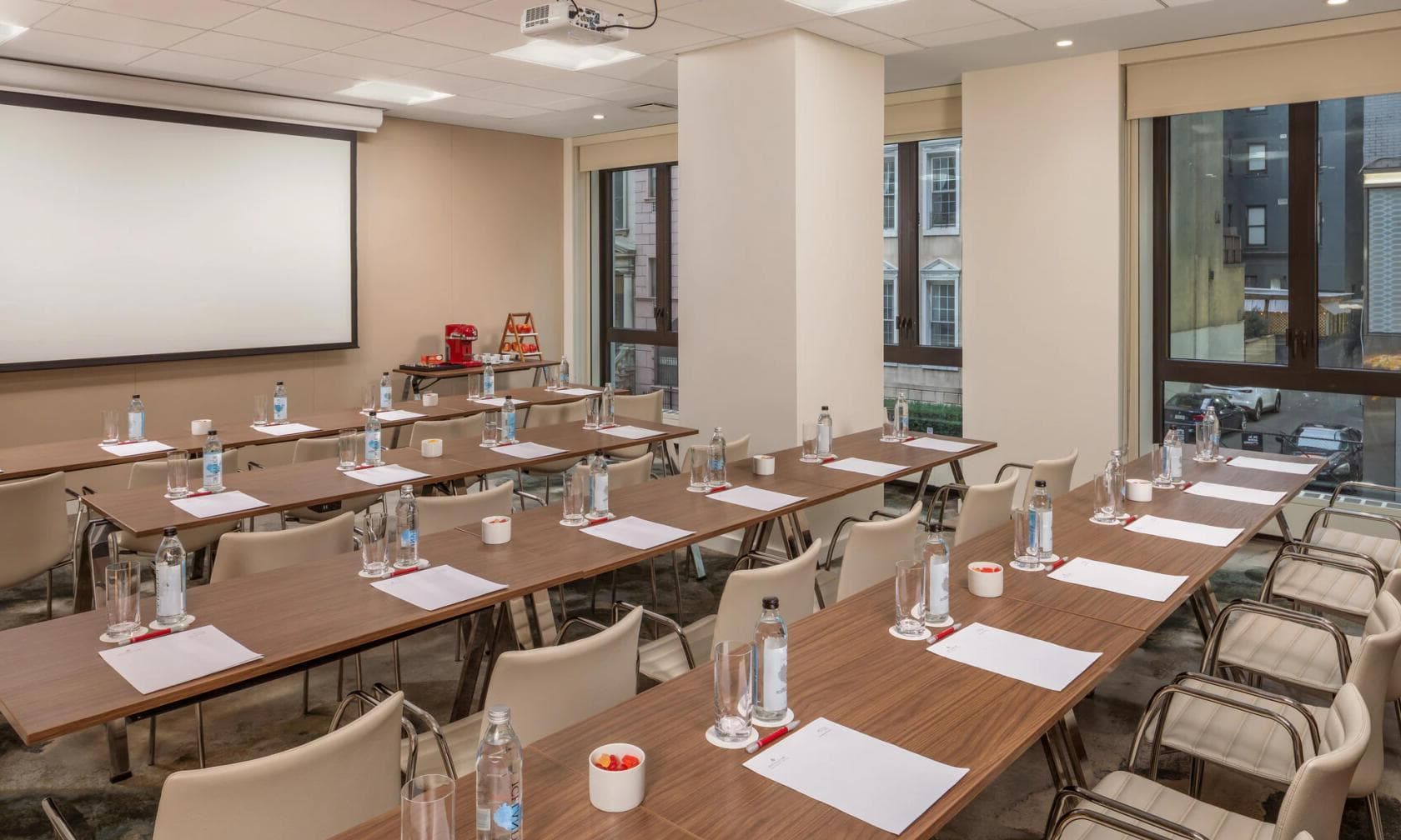 Meeting Room, NH Collection New York Madison Avenue photo #1