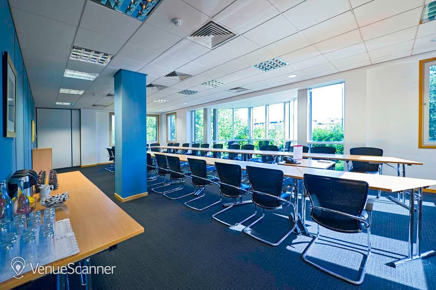 Hong Kong, Regus Heathrow Bath Road photo #1