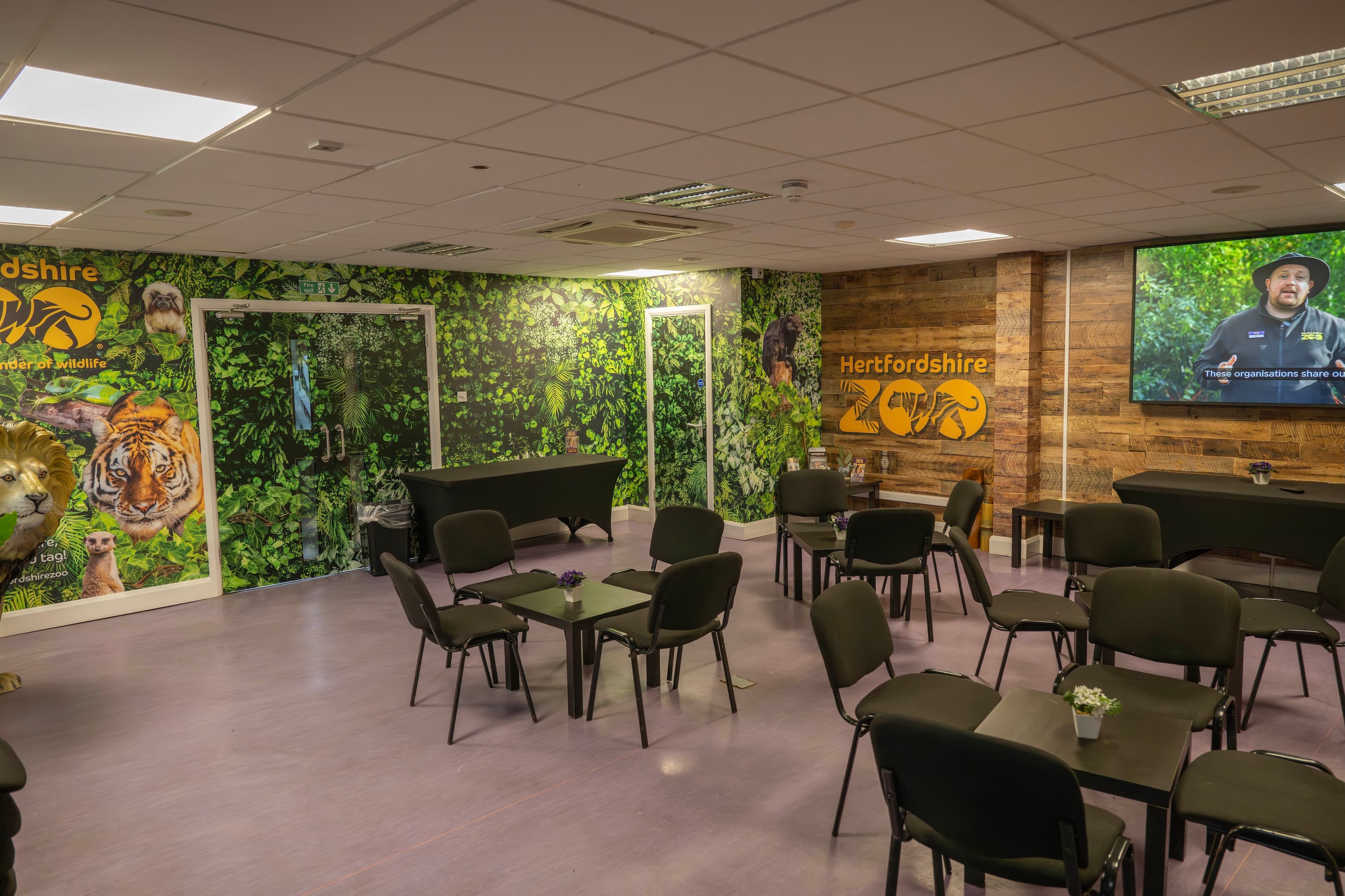 Photo of Hertfordshire Zoo, Zoo HQ Hub