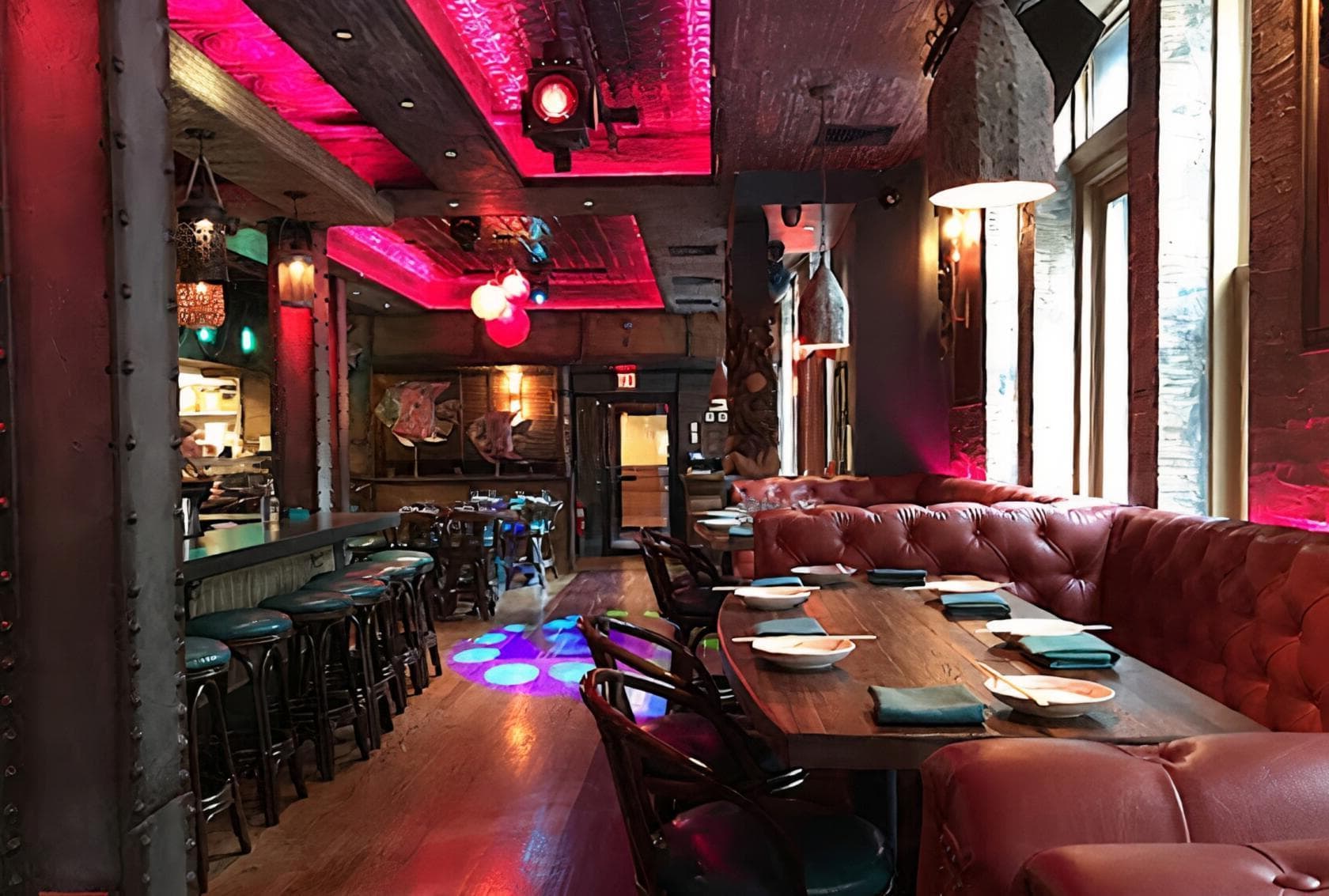 Entire Venue, Tiki Rock photo #1