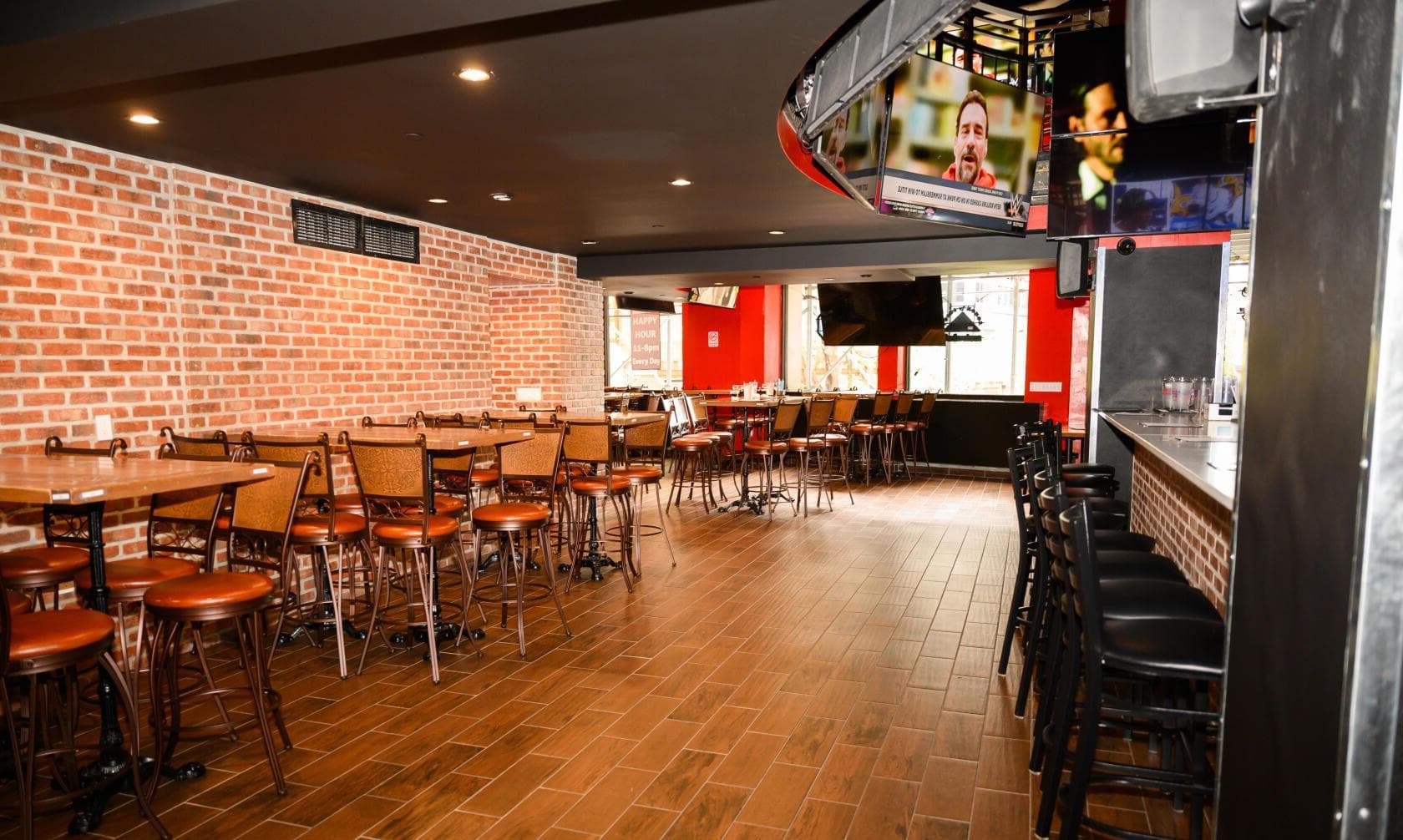 Middle Wing (Under Balcony), Continental Sports Lounge photo #1