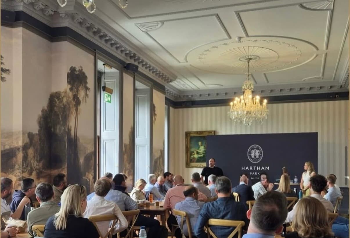 Using The Whole Estate, Hartham Park Estate photo #3