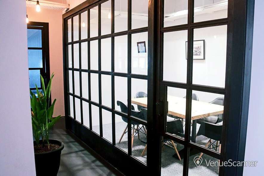 Meeting Room For 6, The Hive New Bridge Road photo #2