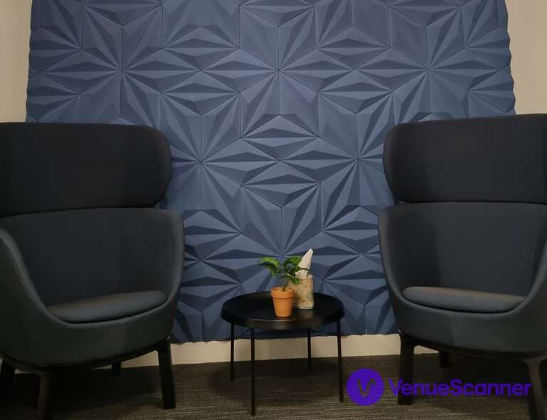 Snugg, Orega London - Gracechurch St photo #1